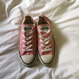Pink converse